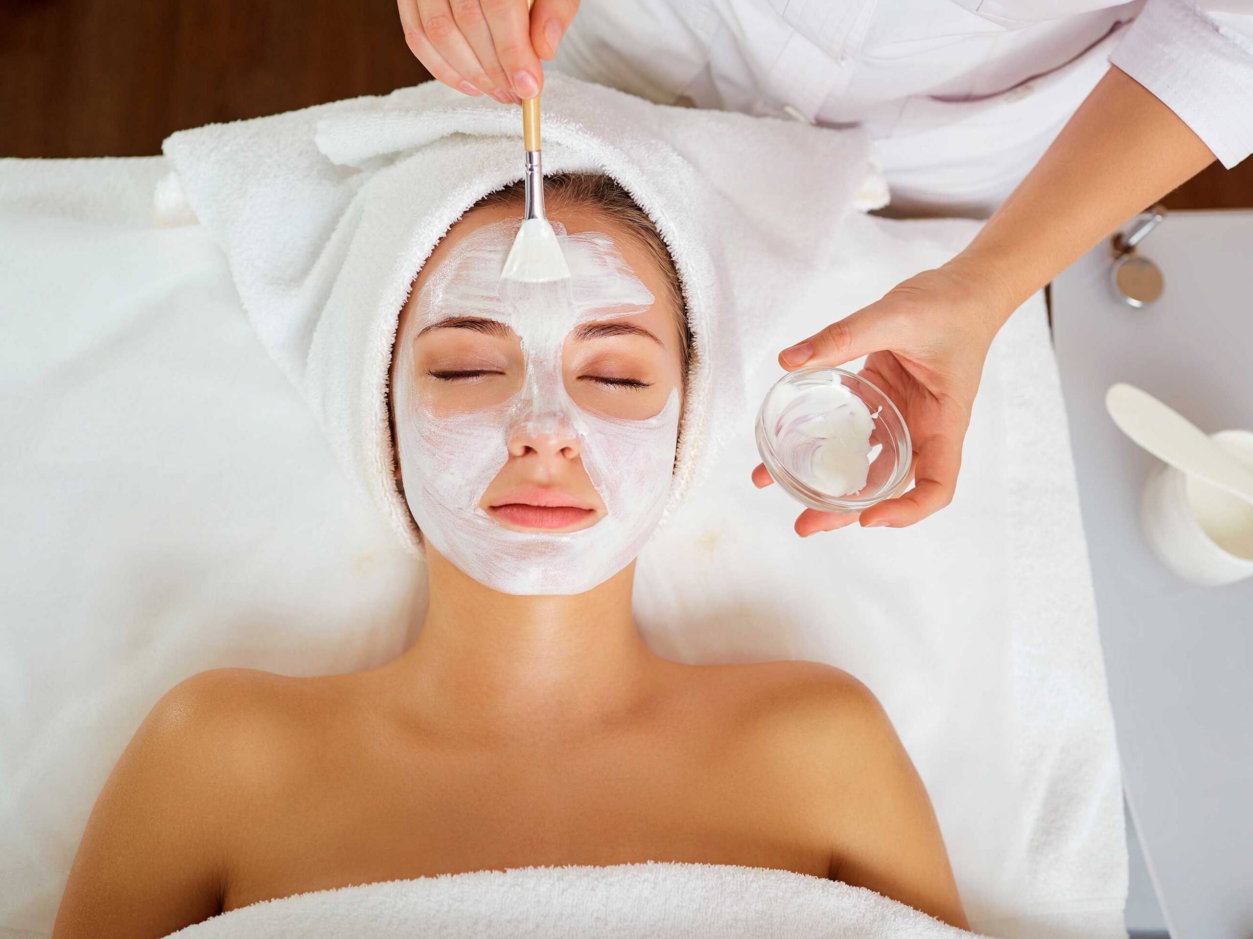 Deluxe facial with steam and extractions at Rowan & Peridot Collective