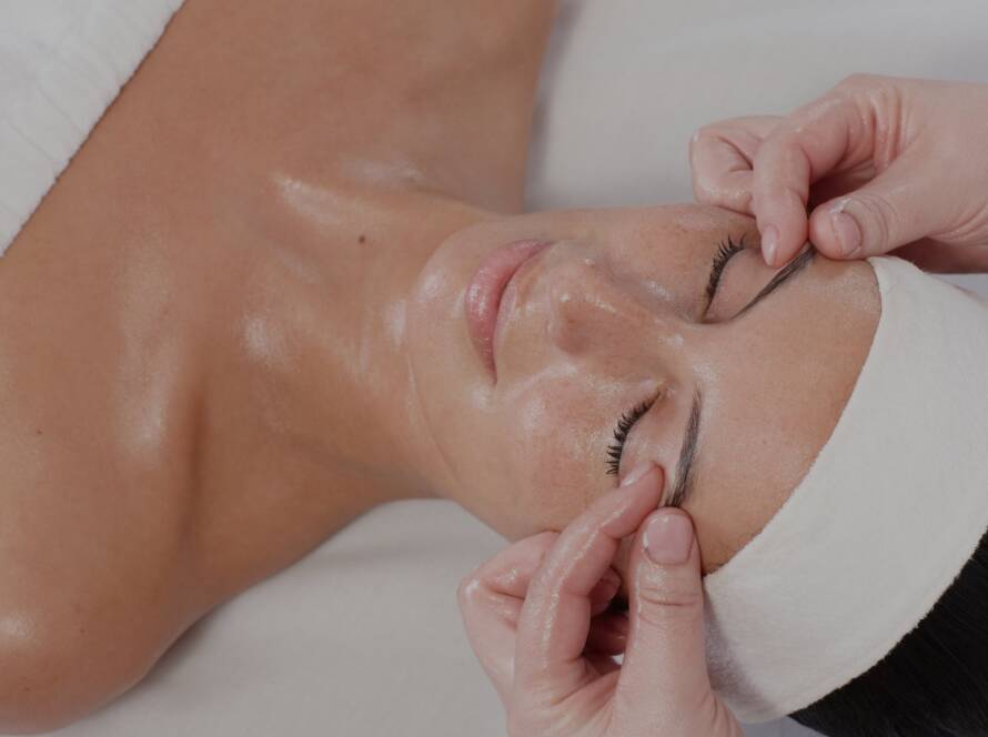 Client relaxing during a Lunchtime Facial treatment in Lethbridge