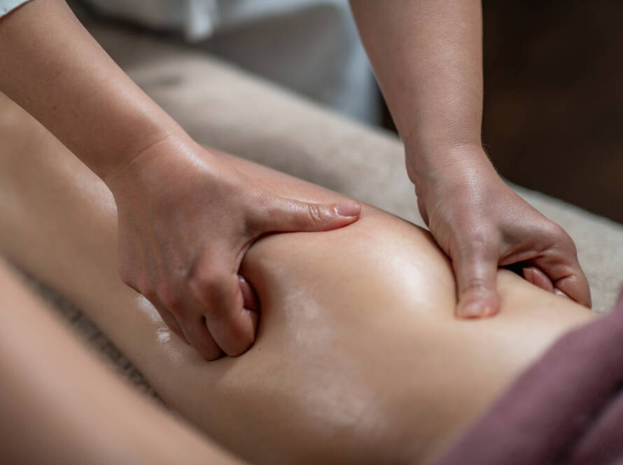 Full-body lymphatic massage treatment at Rowan & Peridot Collective in Lethbridge